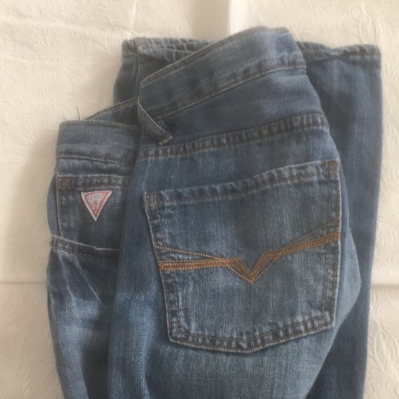 Guess Jeans - Picture 3 of 6